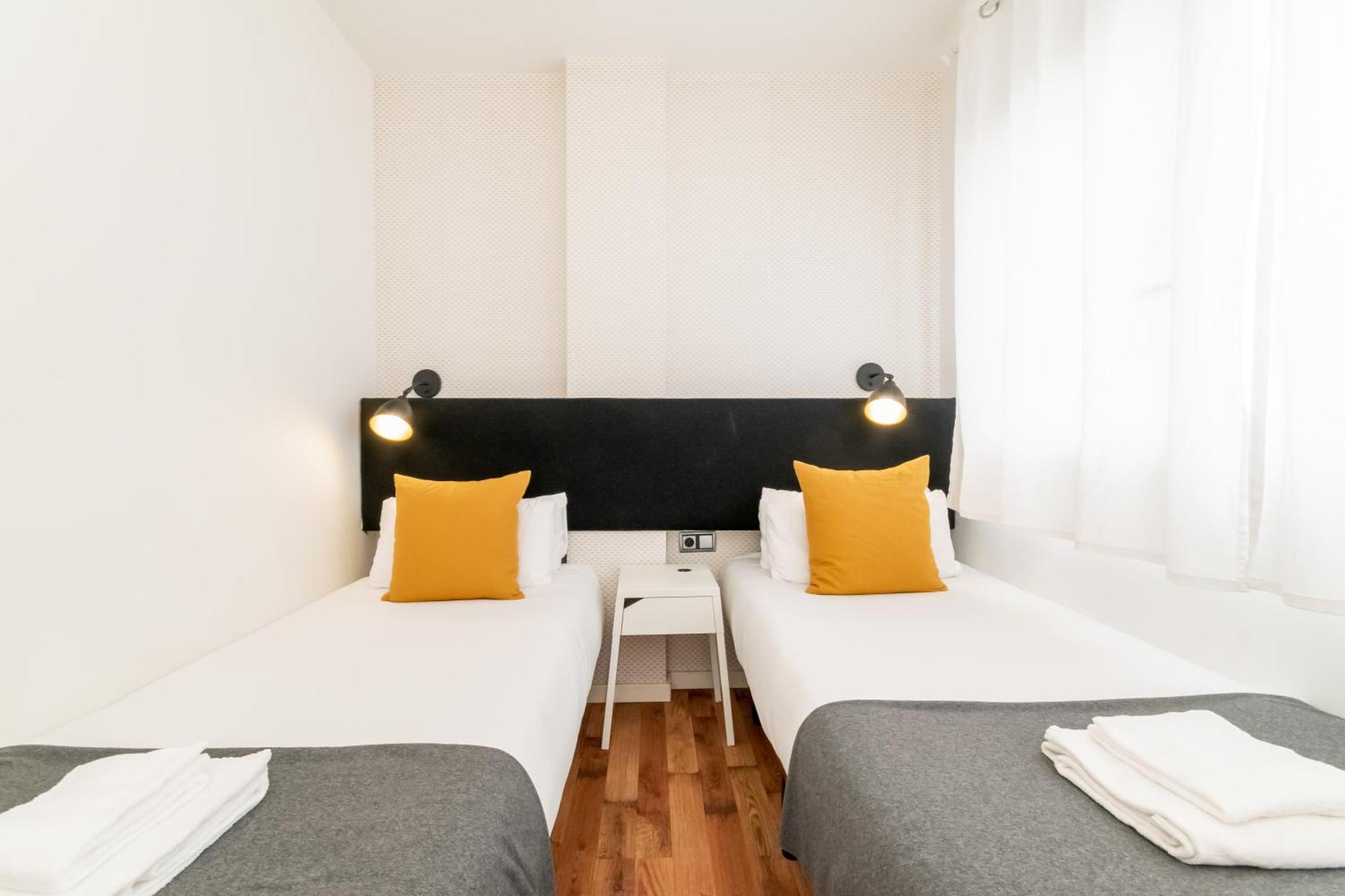 Unique Rentals - Placa Catalunya Central Apartments Барселона Екстериор снимка